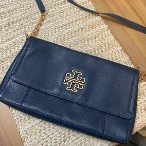 Tory burch crossbody bag